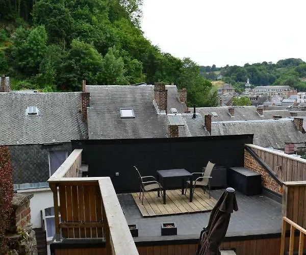 아파트 Le Toit De - Esc'appart 디넝